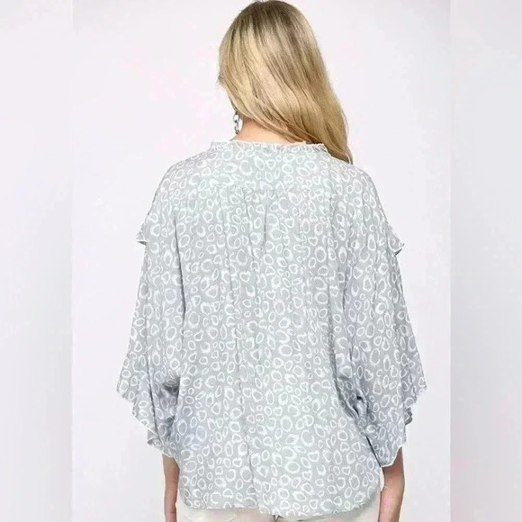 GIGIO Steele Blue Dolman Sleeve top | Size Large - Picture 2 of 3